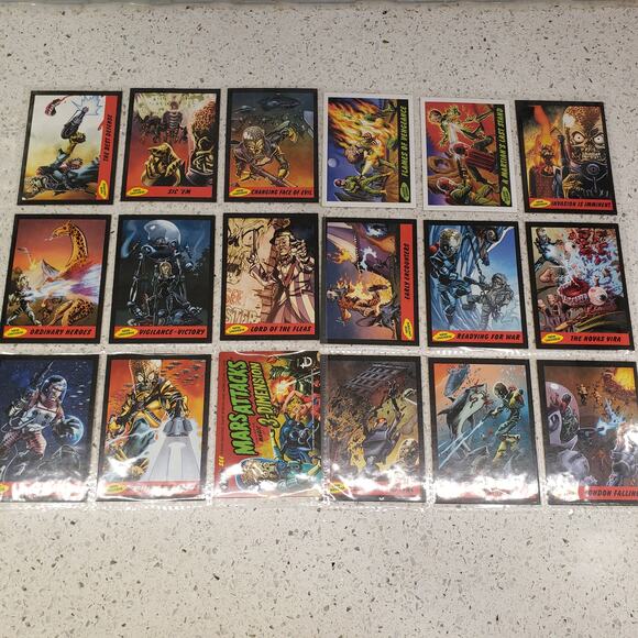 2012 Topps Mars Attacks Heritage Cards Trading Card Set of 45 Invasion Begins - Picture 16 of 16